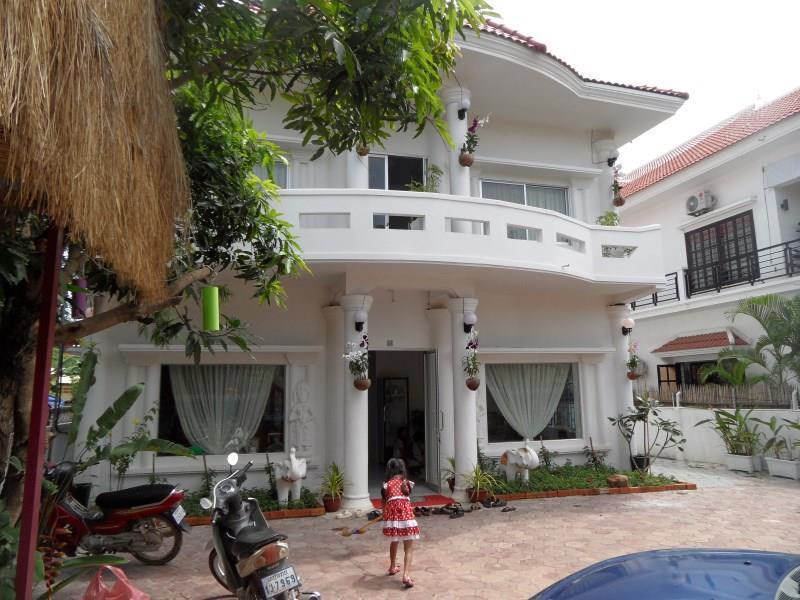 Royal Sok Chhan Sziemreap Kültér fotó