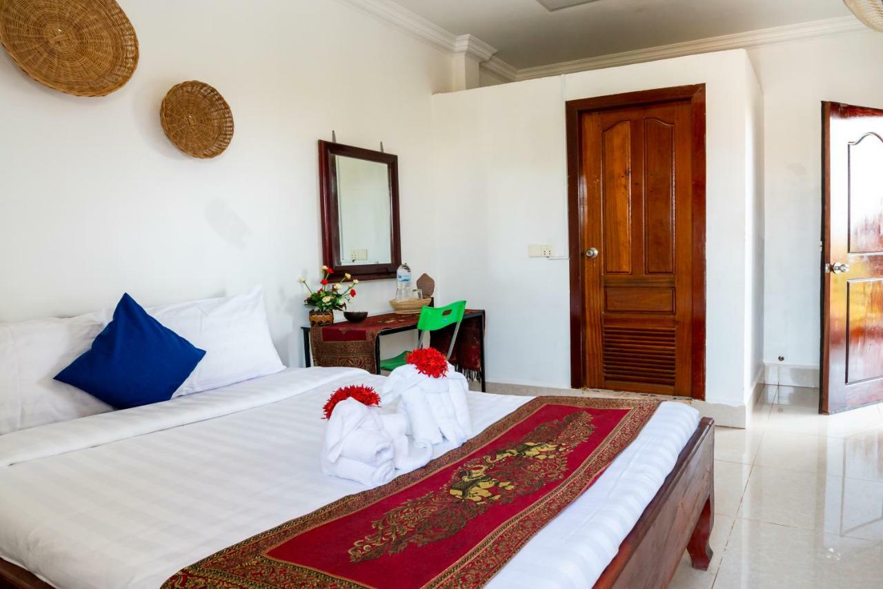 Royal Sok Chhan Sziemreap Kültér fotó